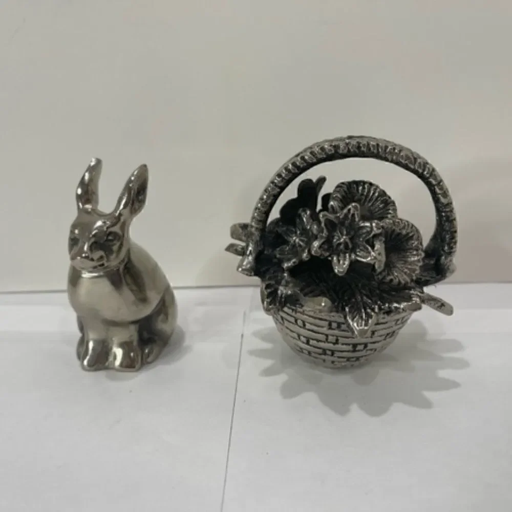 Silver Plate Bunny Rabbit Flower Basket Salt Pepper Set Unsigned The basket is 4